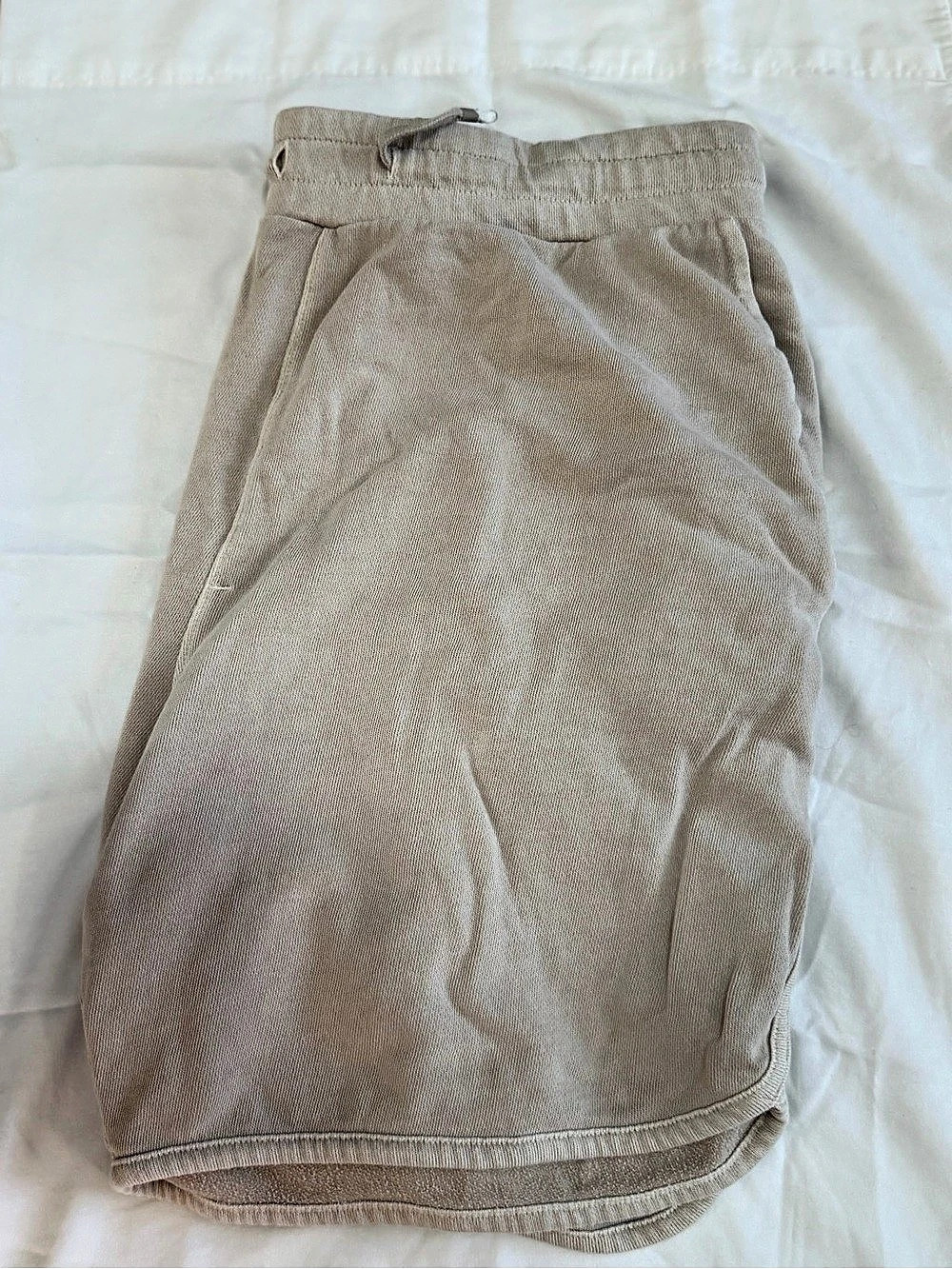 Old Navy Dynamic Fleece Sweat Shorts Beige